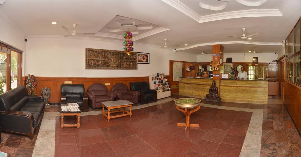 Sea Breeze Beach Resort Mahabalipuram Exterior foto