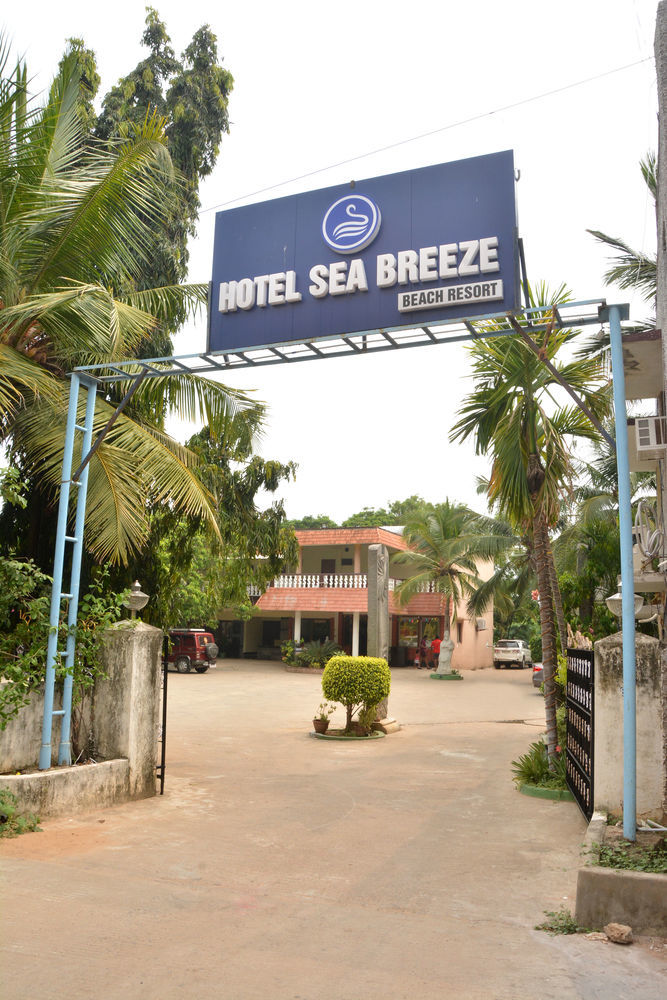 Sea Breeze Beach Resort Mahabalipuram Exterior foto